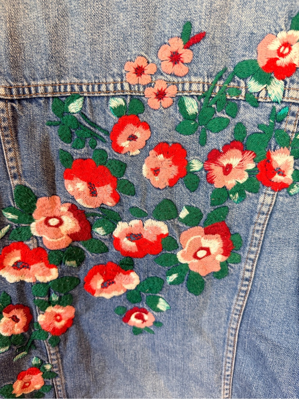 Madewell Light Blue Denim Jacket with Pink & Green Floral Embroidery - Picture 3 of 4